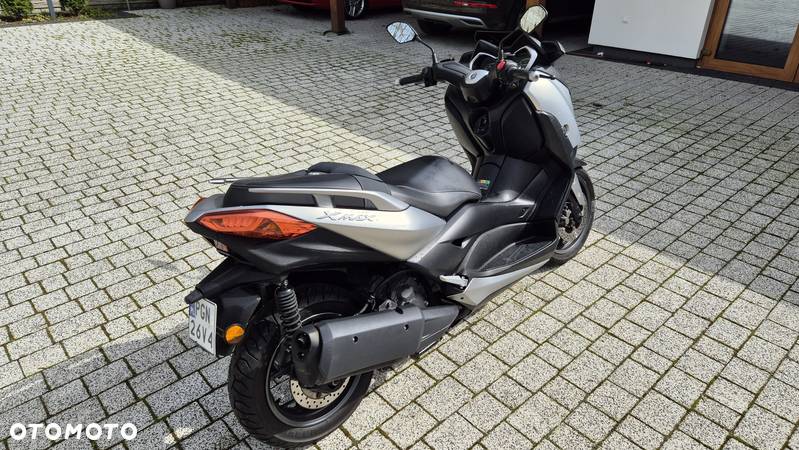 Yamaha X-max - 3