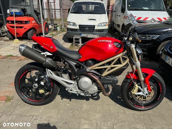 Ducati Monster - 16