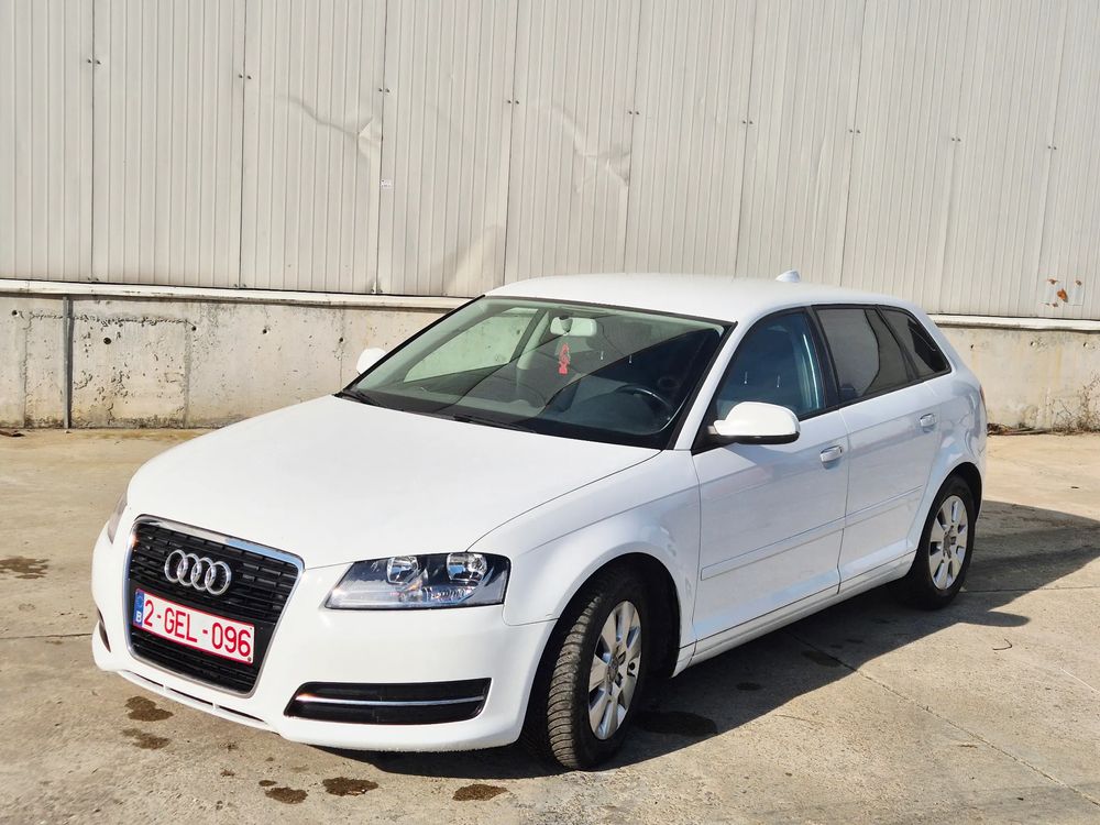 Audi A3 8P [2003 - 2013] 1.6 TDI ack DPF Ambiente 2010