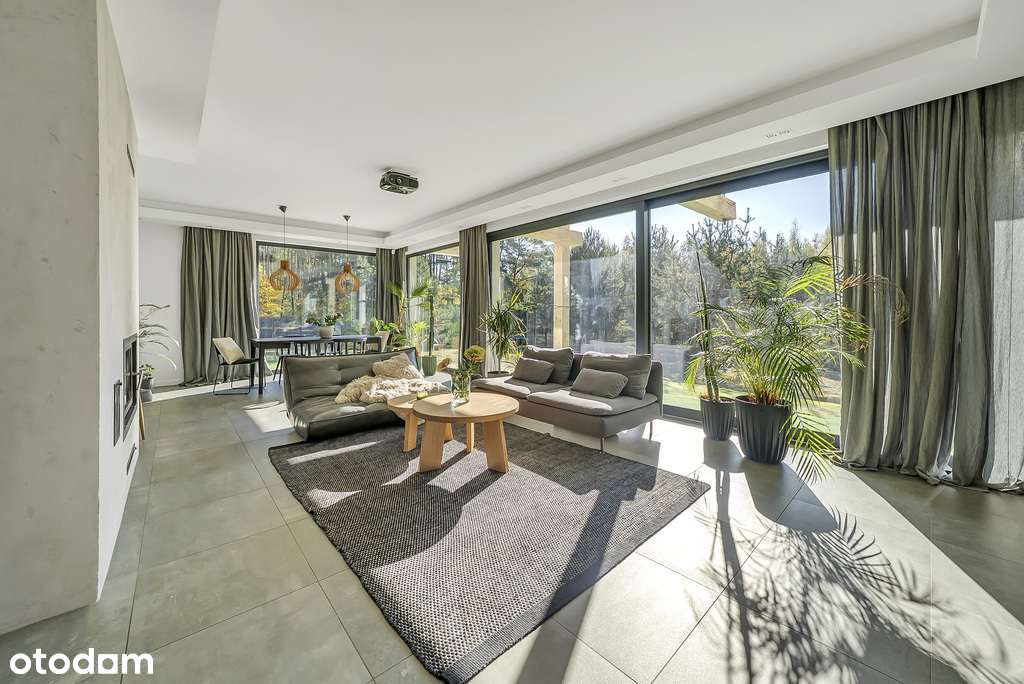 Luksus w sercu natury - dom przy ścianie lasu-4