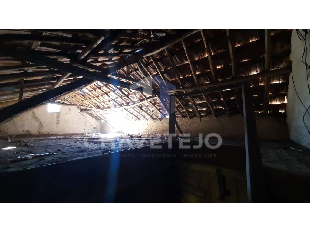 Casas antigas em pedra, com projeto aprovado, a 20 minutos do Rio Z...-12