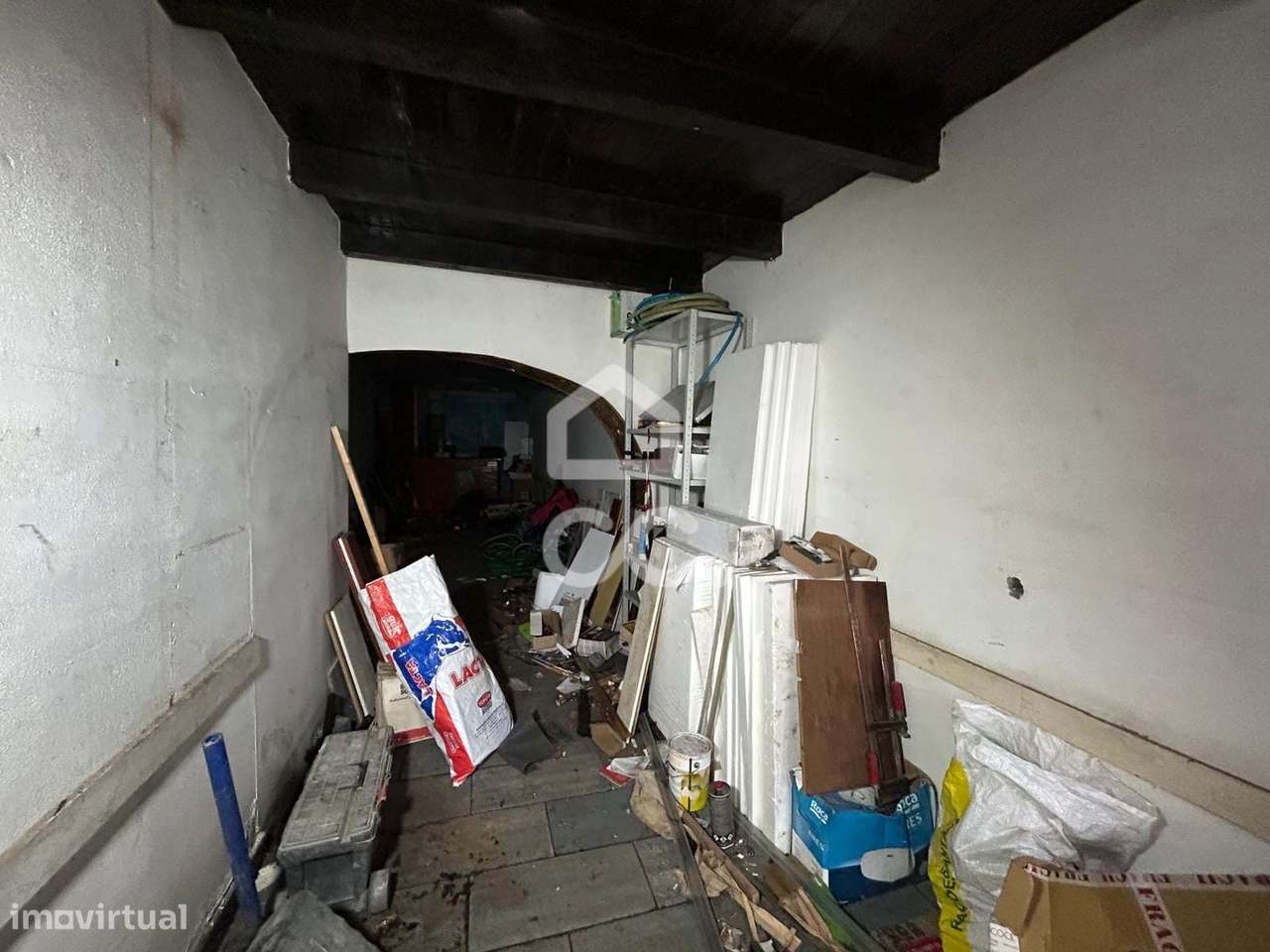 Moradia para Recuperar - São Sebastião - Ponta Delgada-7