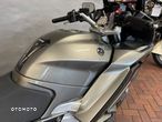 Yamaha FJR - 6