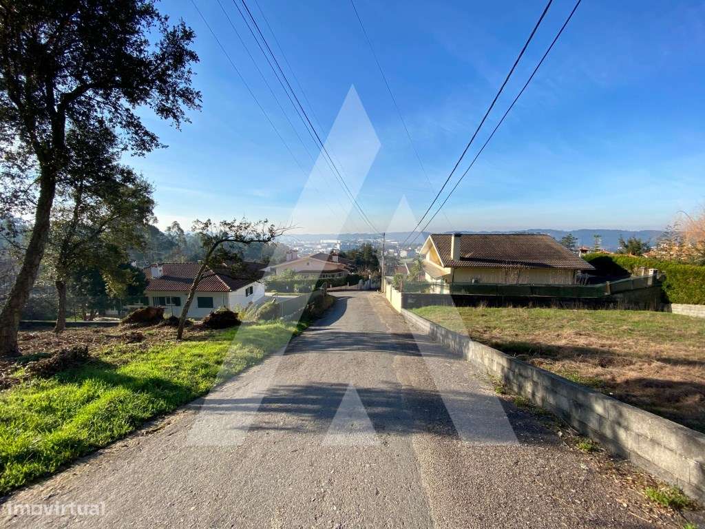 Terreno Construção de Moradia - Quinta da Giesteira - Oliveira de A... - Grande imagem: 5/6