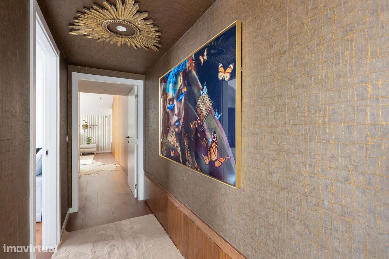 APARTAMENTO T3 JUNTO AO CASTELO LEIRIA - FACÇÃO E-22