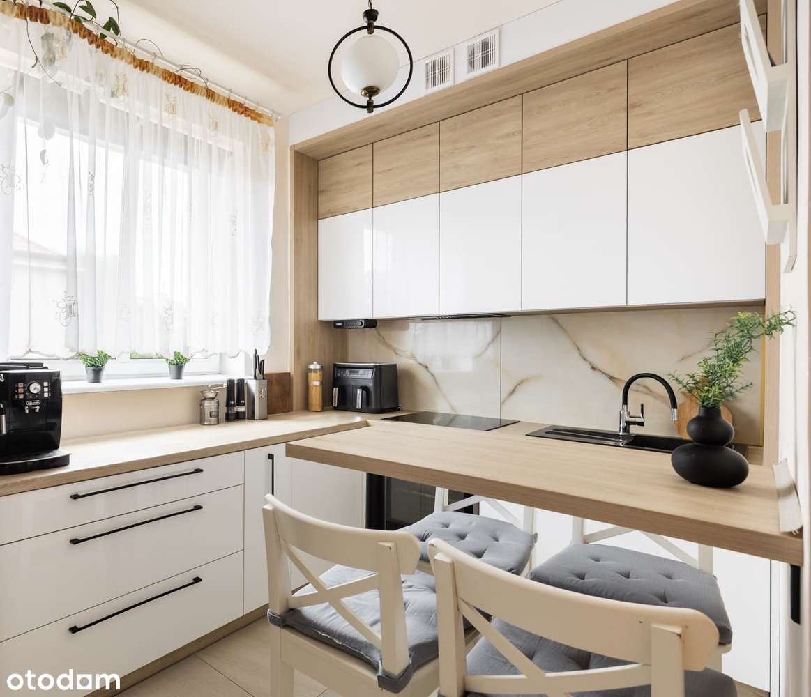 2 pokoje 51,9 m² | Balkon + piwnica | Ciche | Centrum | Po remoncie