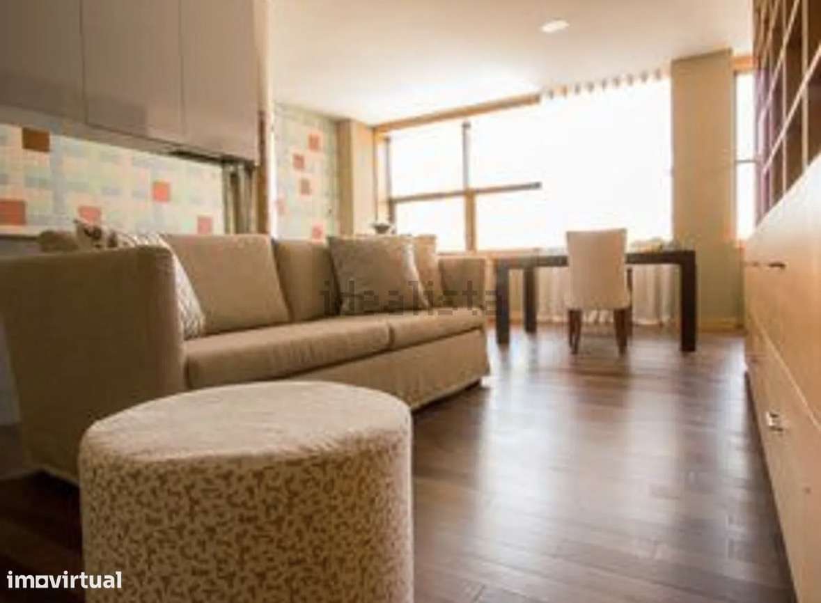 Magnifico T1 na Boavista - Grande imagem: 4/28