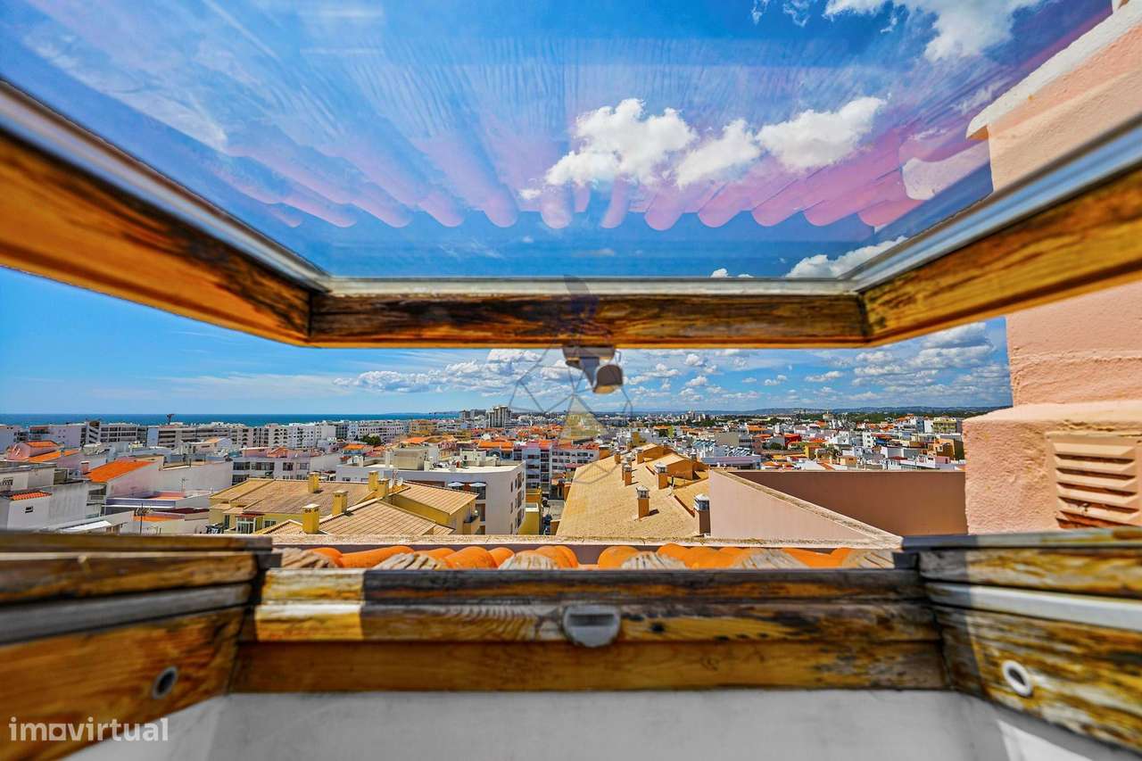 Apartamento T1+3 com Vista Mar do terraço em Quarteira-36