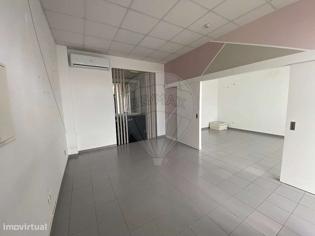 Loja  para arrendamento - Grande imagem: 3/9