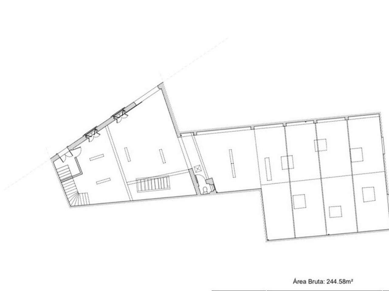 Armazém para arrendar na Zona Industrial - Grande imagem: 5/10