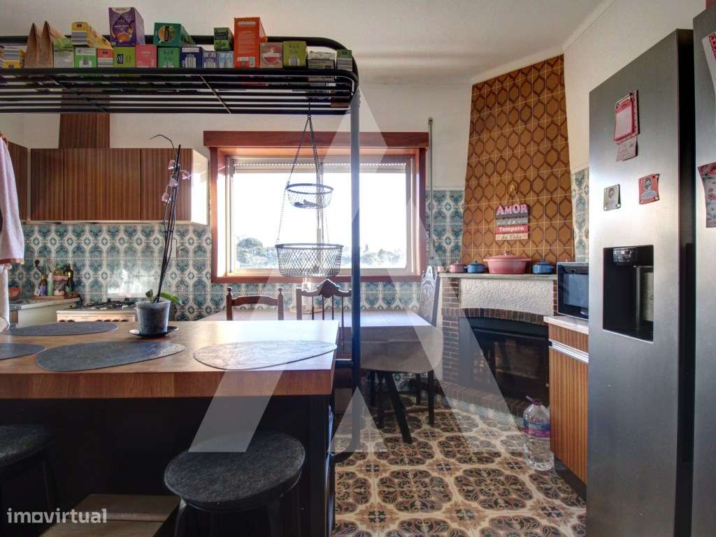 Moradia T6, Isolada, na zona de Oiã-6