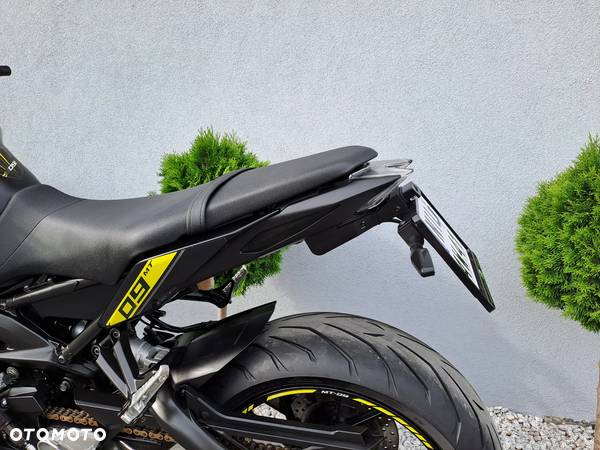 Yamaha MT - 9