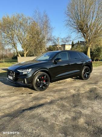 Audi Q8 55 TFSI mHEV Quattro Tiptronic - 4