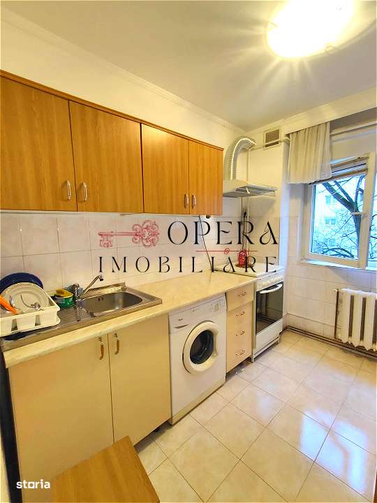 Oportunitate! Apartament cu 2 camere, decomandat, de vanzare, Mircea c-1