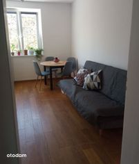 Karłowice/2 pokoje/balkon/piwnica/spokojna okolica
