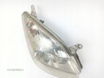 LAMPA PRAWY PRZÓD TOYOTA COROLLA VERSO I 1 (2001-2004) EUROPA - 7