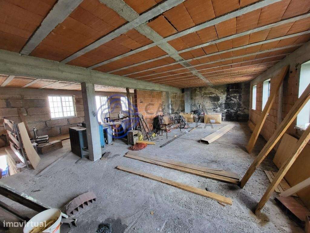 Imóvel com Licença Comercial Ativa – Exclusividade junto à Estação de - Grande imagem: 4/17