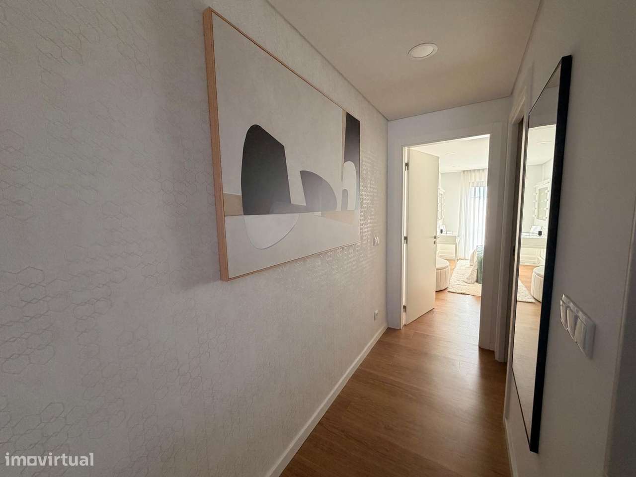 Apartamento T2 Duplex Mobilado na Av. Dr. Lourenço Peixinho-9