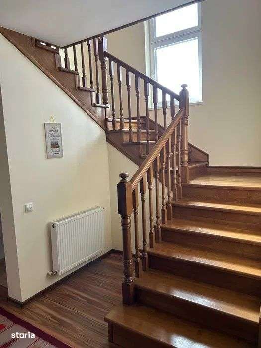 Platoul Cornesti - Vanzare casa 5 camere - Str. Posada - Imagine principală: 5/7