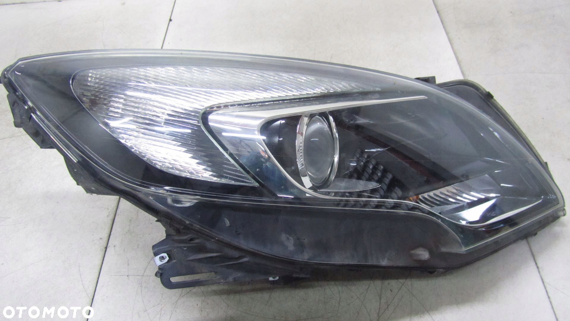 OPEL ZAFIRA C LAMPA PRAWA PRZÓD 12-16 214 - 1