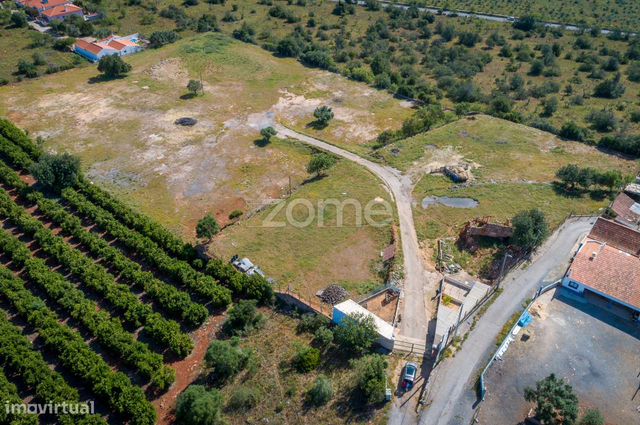 Terreno misto com 18.120m2 e Ruína em São Bartolomeu de Messines - Grande imagem: 2/18