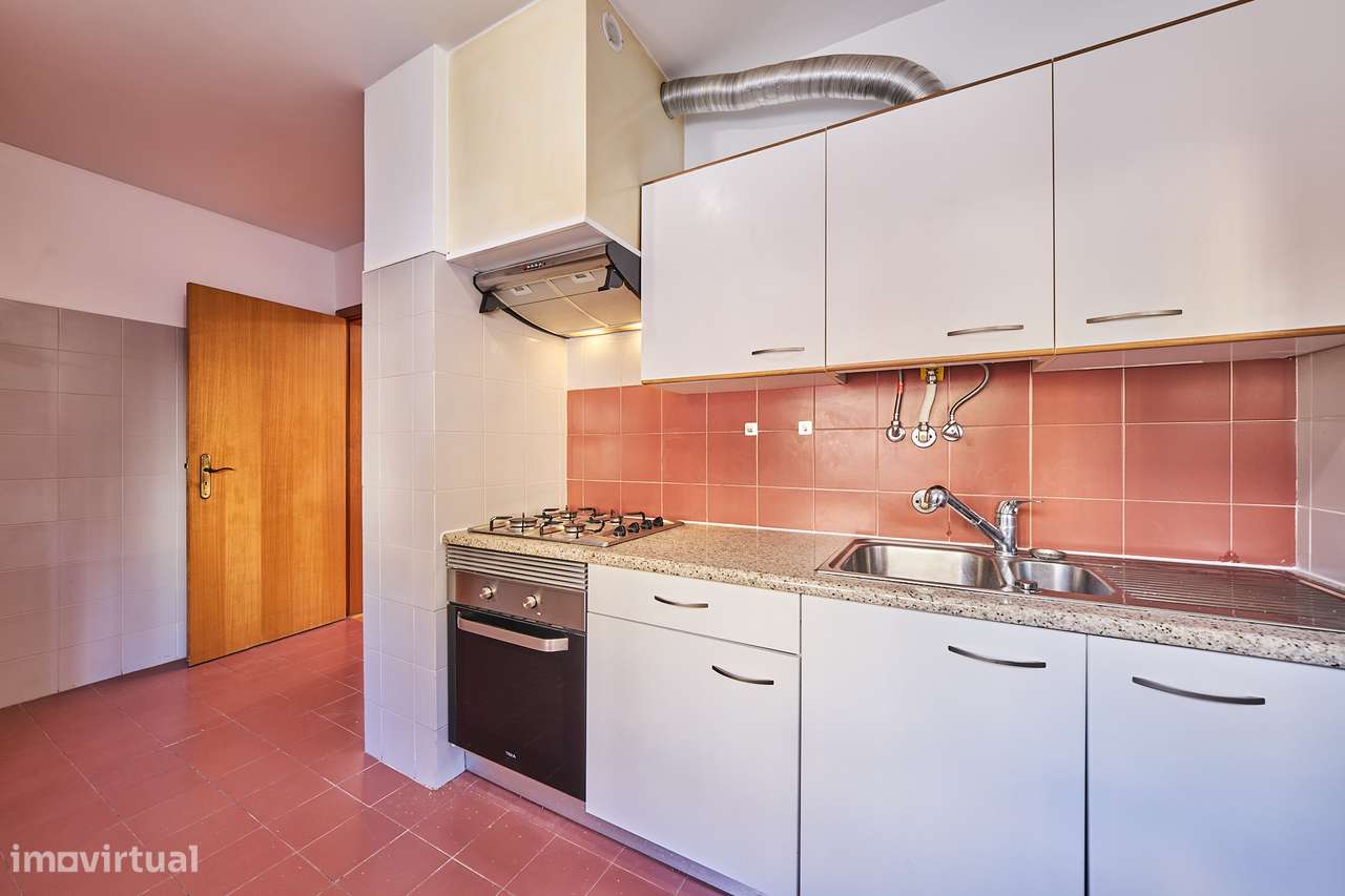 Apartamento T3 Lugar Garagem - Monte da Caparica - Grande imagem: 2/26