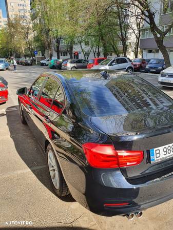 BMW Seria 3 325d Sport Line - 6