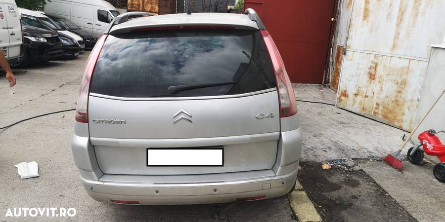 Dezmembrari  Citroen C4 Grand Picasso 1  2006  > 0000 1.6 HDi Motorina - 4