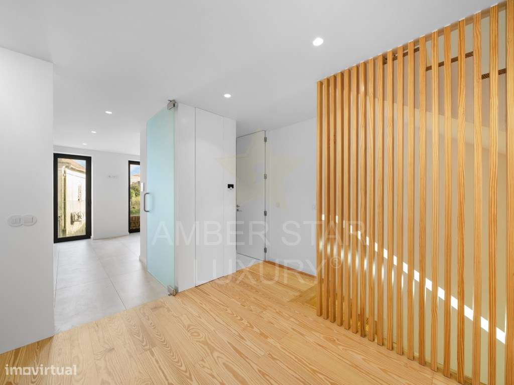 Moradia T4 com Jardim a 10 minutos da Praia-19