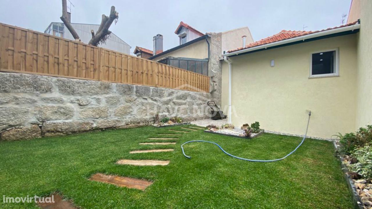 Moradia Térrea T1+1 Renovada c/ Jardim em Campanhã