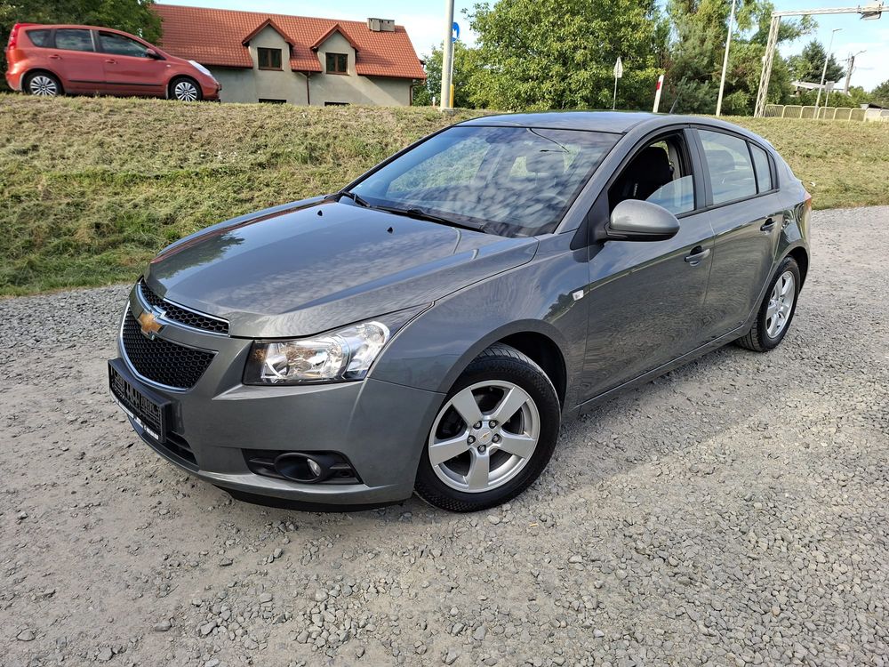 Chevrolet Cruze 1.6 LS+ 2011