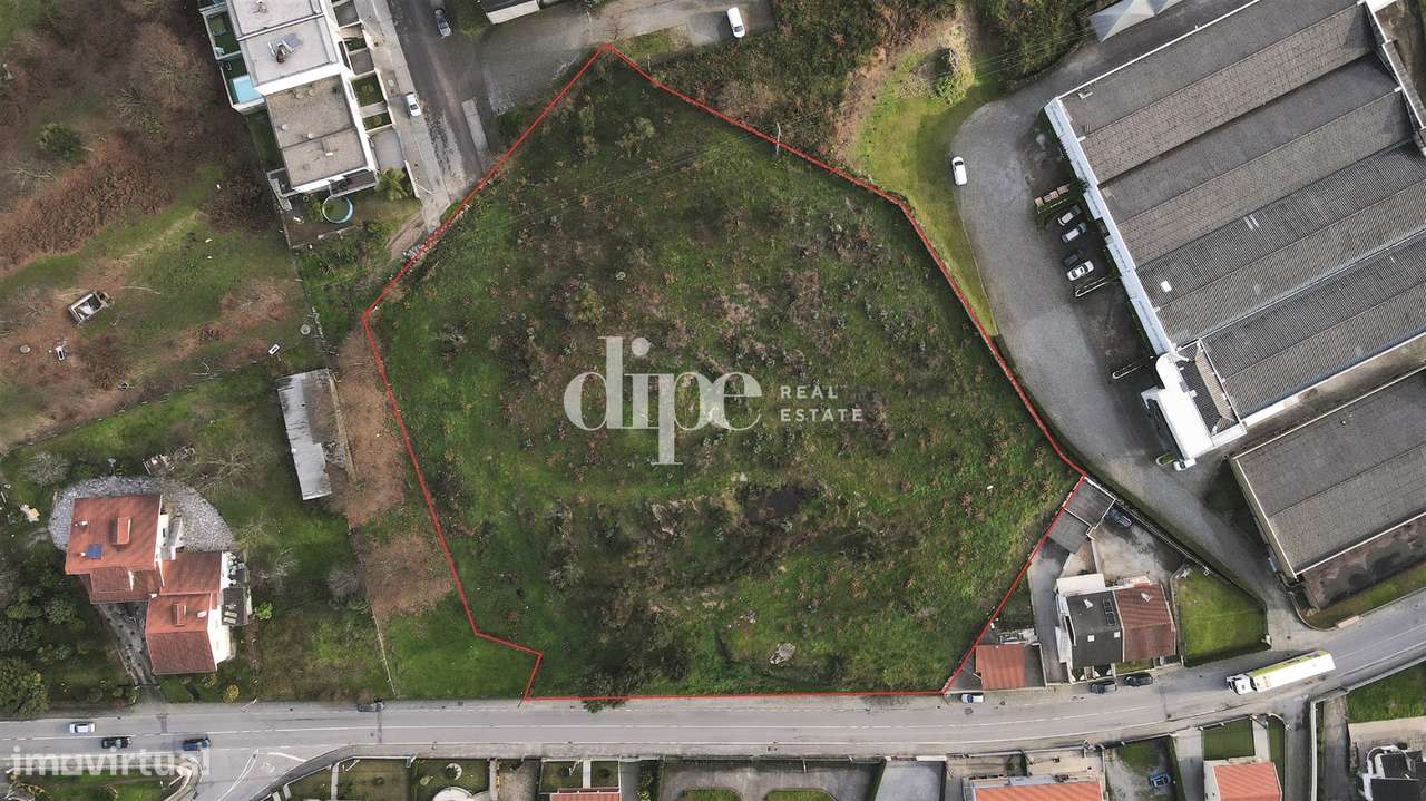 Terreno com 8500 m2 - Grande imagem: 3/10