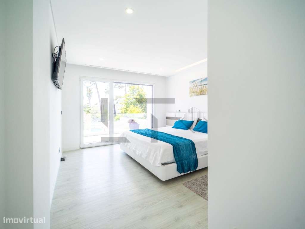 Moradia T4 Smart Home com Piscina, para Venda na Aroeira, Charneca ...-35