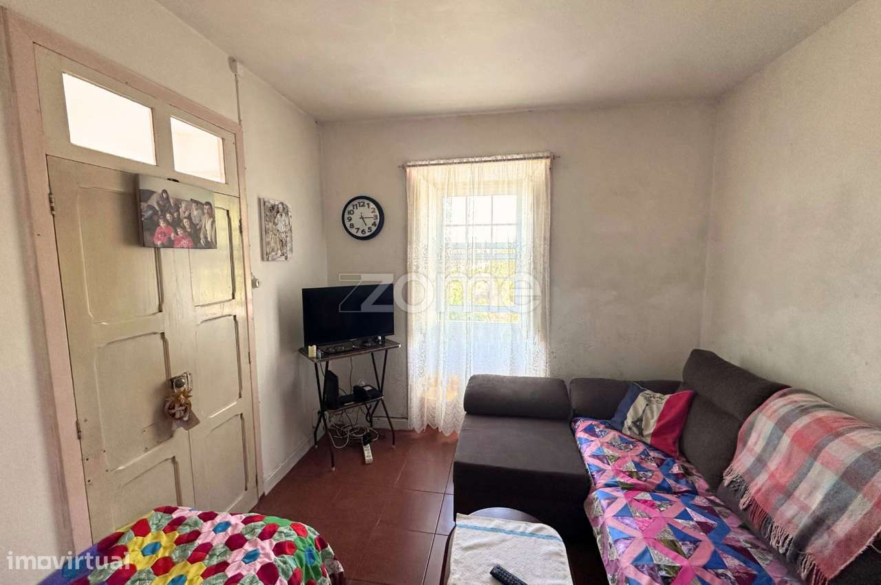 Moradia T2 típica mariense com terreno rústico e vista panorâmica - Grande imagem: 5/15