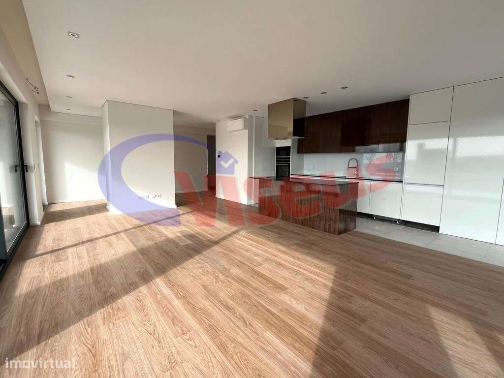 T4 Penthouse com Terraço Canidelo - Grande imagem: 4/38