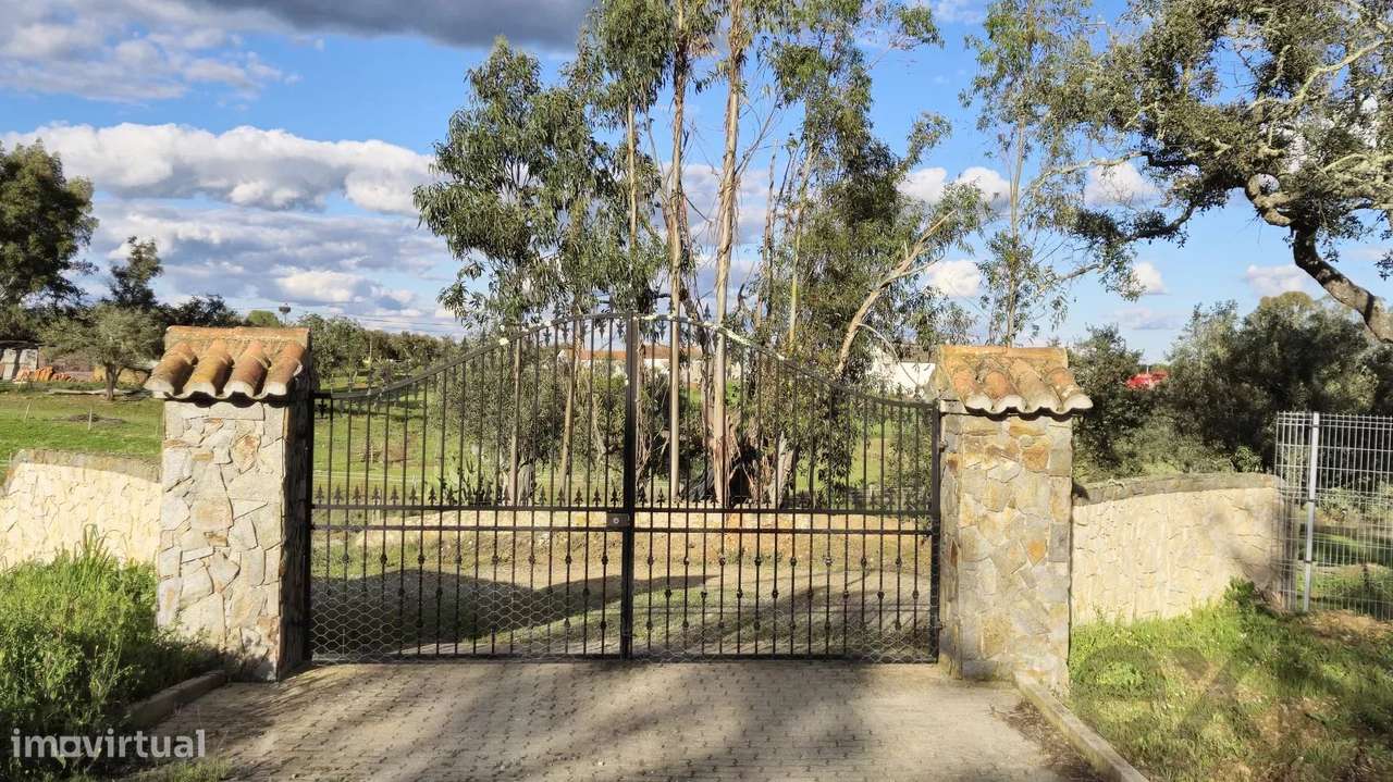 Casa senhorial privada com piscina em mais de 5 hectares.-54