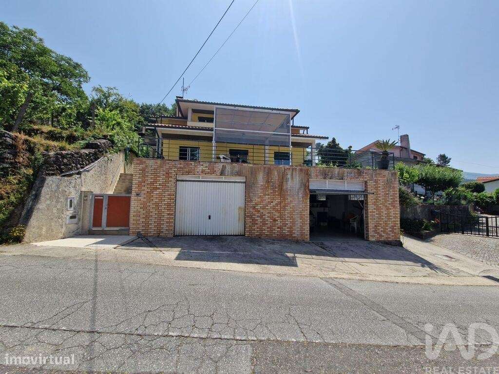 Casa / Villa T5 em Vila e Roussas de 240,00 m2 - Grande imagem: 2/30