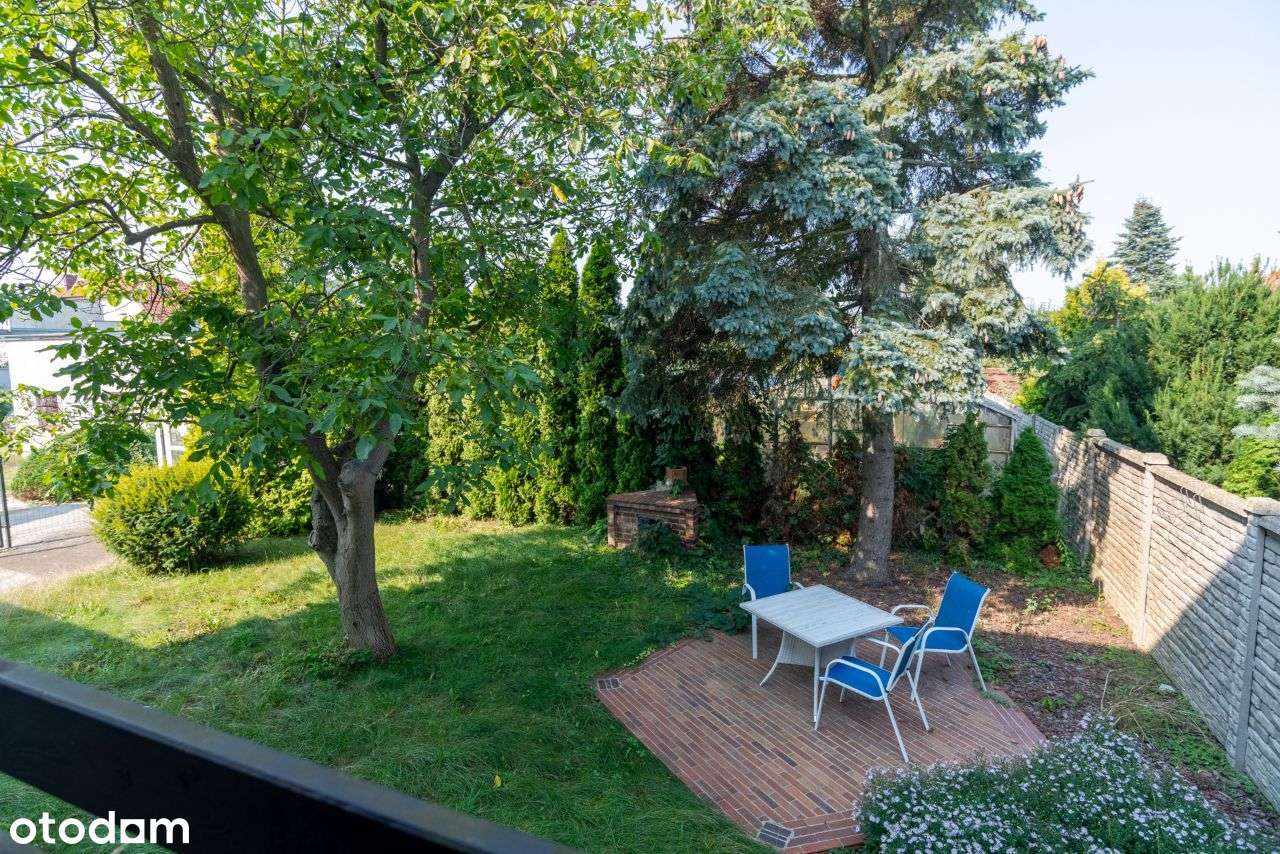 Dom z dużym ogrodem i dwoma lokalami usługowymi-12