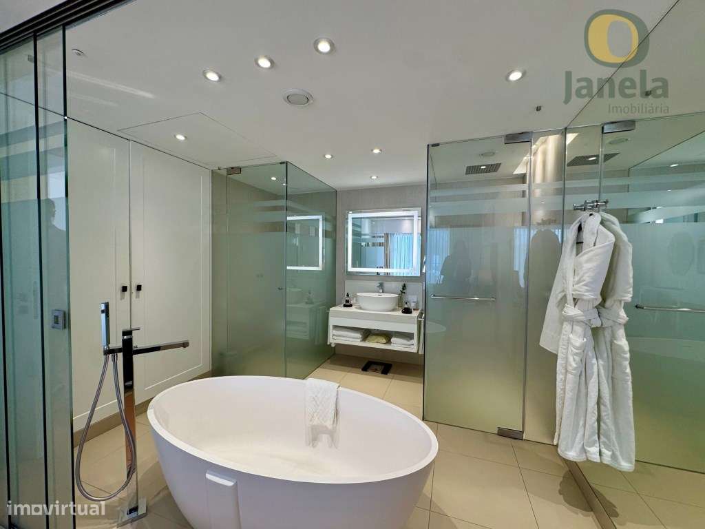 Apartamento Turístico T2 com Vista Mar - Grande imagem: 5/36