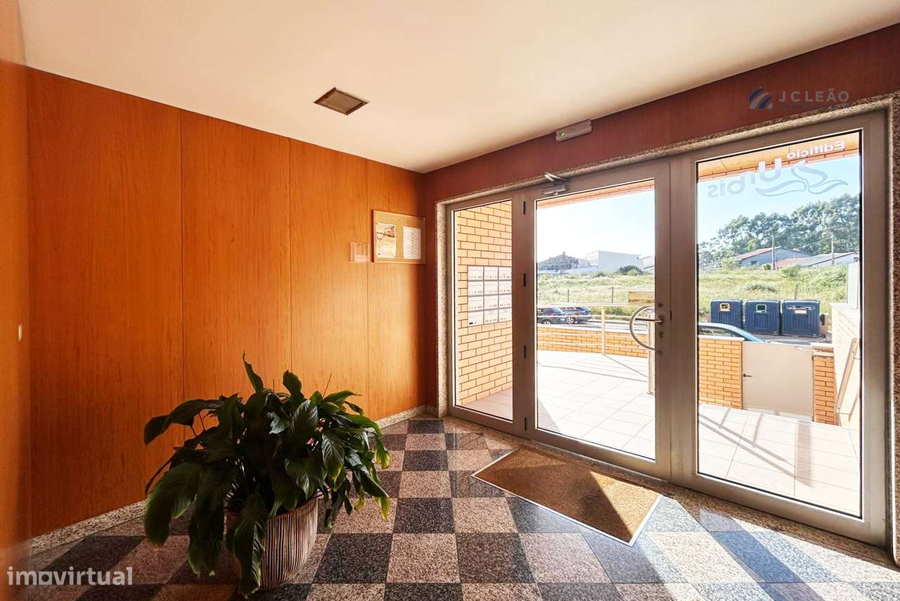 Apartamento T2 em Custóias-28