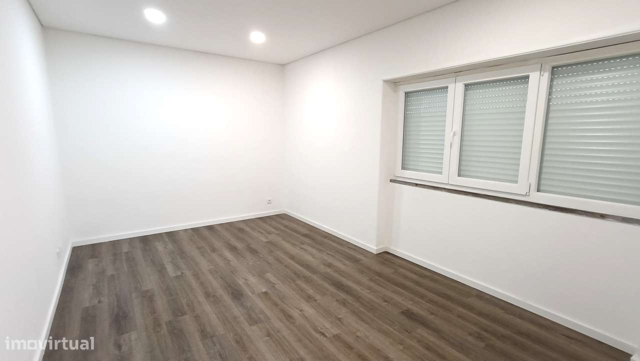 T2 remodelado de raiz, c/ 72 m2 | r/c Montijo.-5