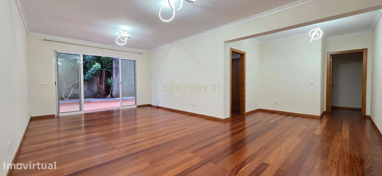 Apartamento T2+1 em Santo António-6