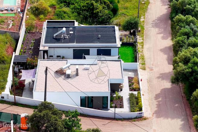 Moradia Térrea Moderna com Acabamentos de Luxo em Monte Canelas – Port-47