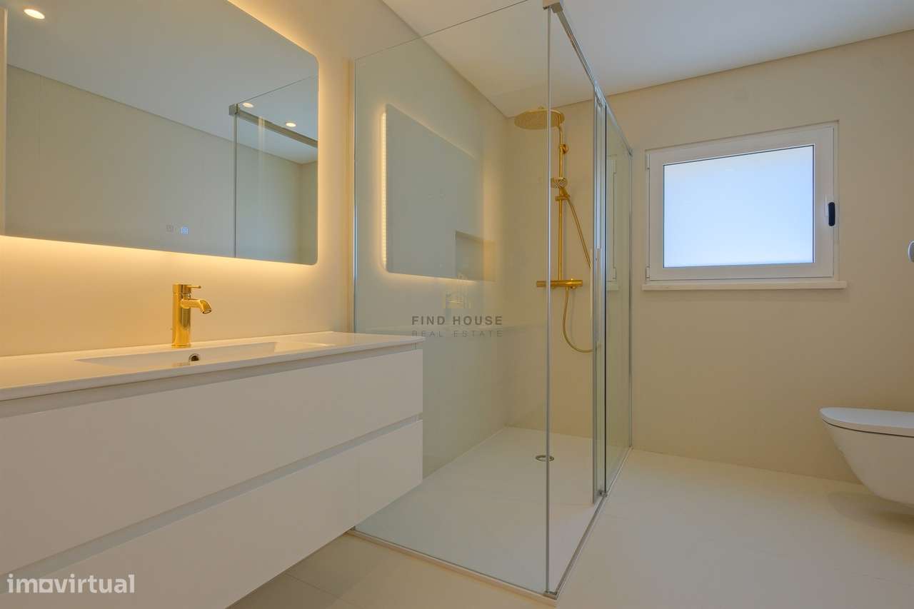 Moradia T4 de luxo em Condomínio Privado com Piscina e Jardim em São P-20