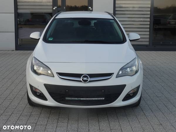 Opel Astra 1.6 CDTI DPF ecoFLEX Start/Stop Exklusiv - 4