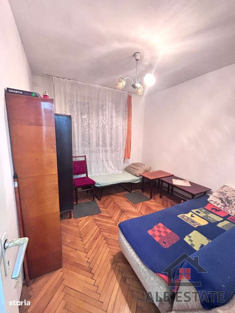 Apartament 4 camere, 73 mp, 2 băi, 2 balcoane, etaj 3 –  zona Micro 3-3