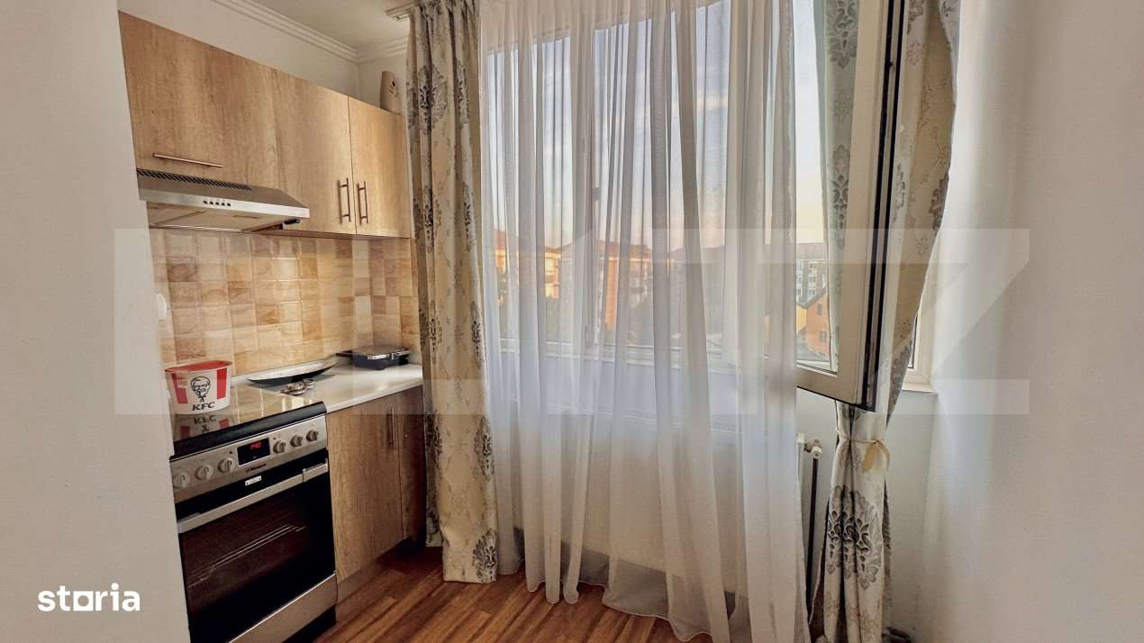 Apartament renovat modern cu 2 camere - Imagine principală: 3/8