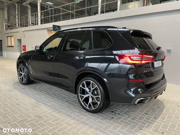 BMW X5 M M50d - 8