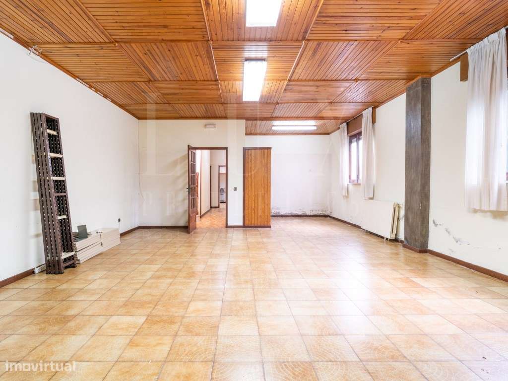 Moradia | Marco dos Pereiros, Castelo Viegas - Grande imagem: 4/55