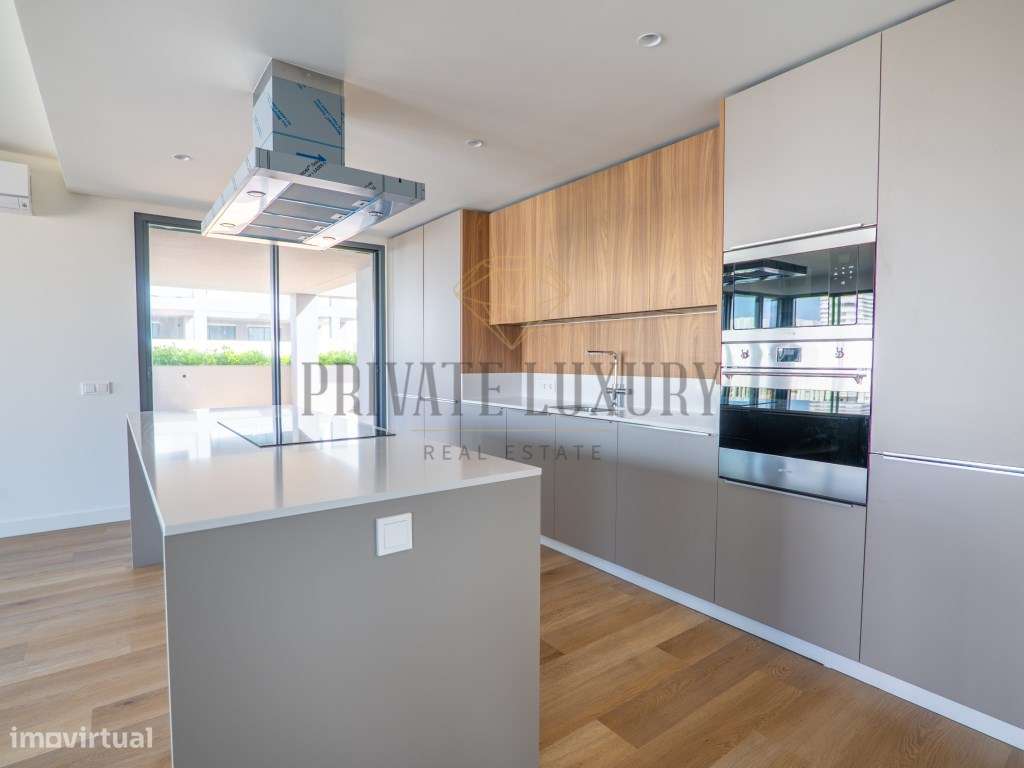 Penthouse T4 com Piscina no Rooftop Partilhado - Grande imagem: 5/37